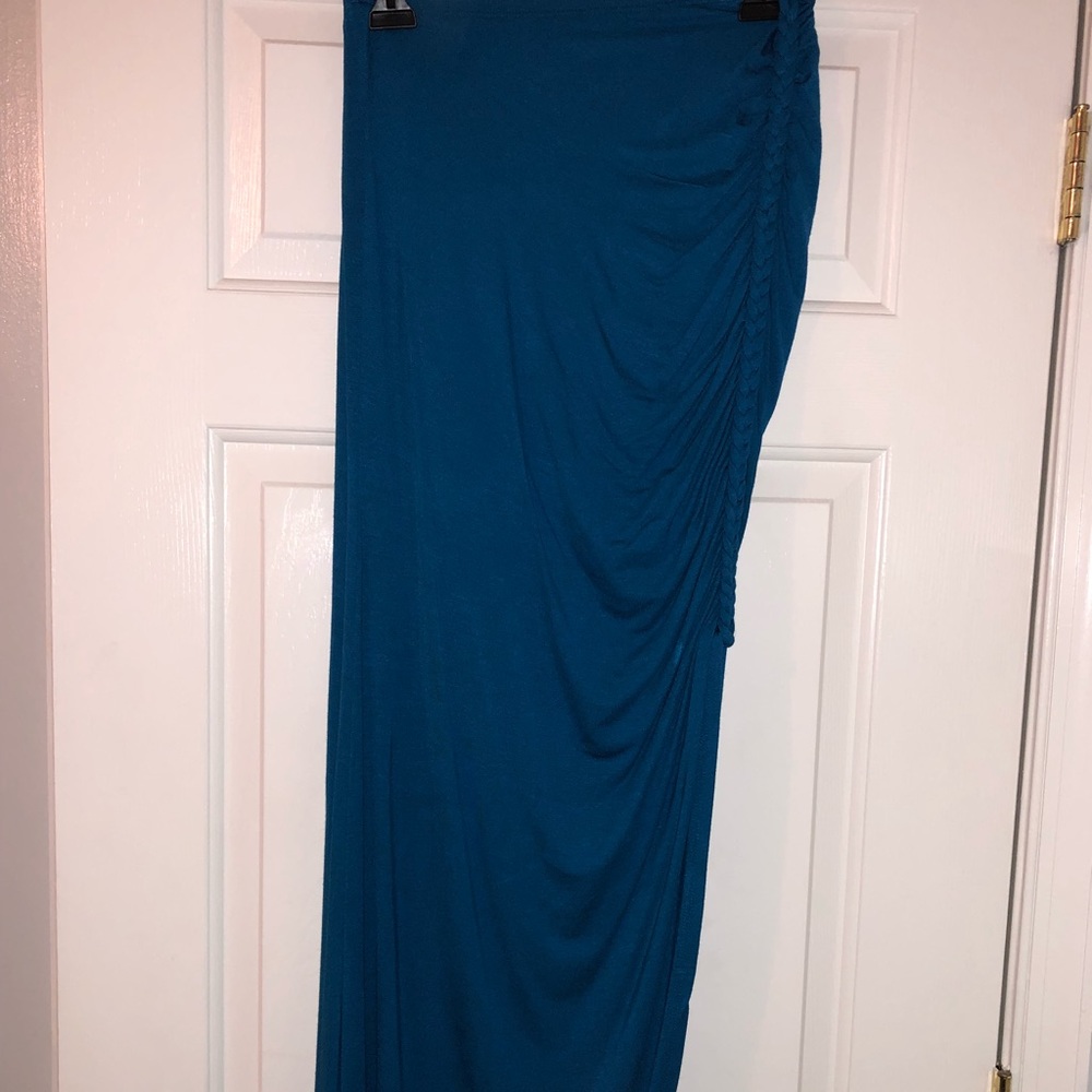 Side slit maxi skirt